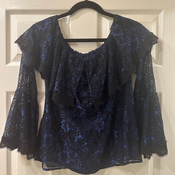 White House Black Market Blouse - Picture 2 of 16